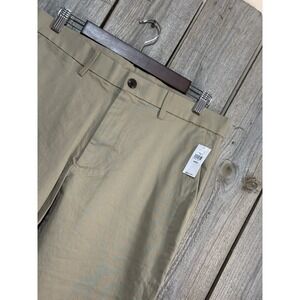 GAP Relaxed Khakis 34x32 NWT Men's Stretch Cotton Pants